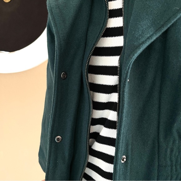 NWT Forest Green Winter Jacket – New York & Company Size L - Picture 4 of 14